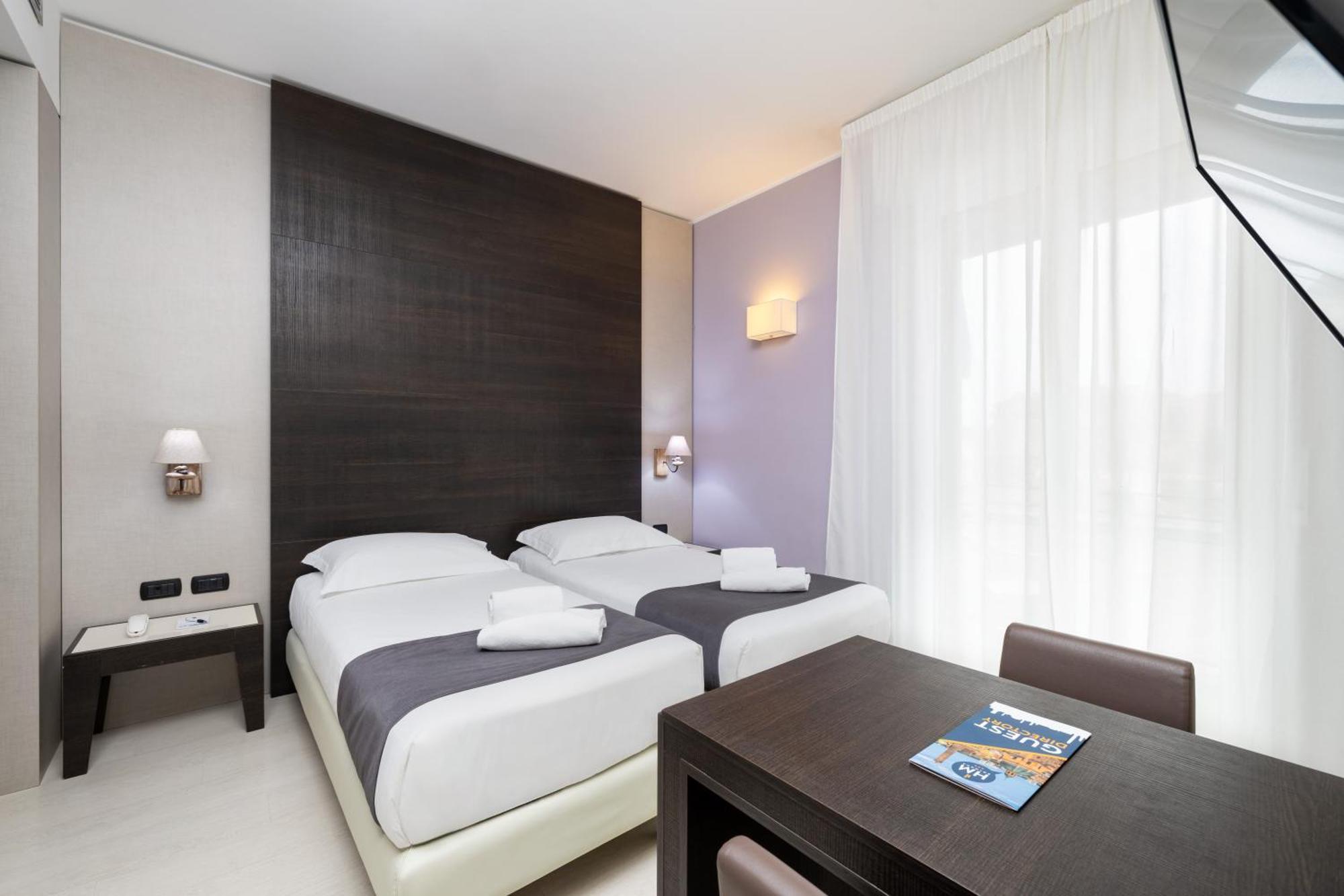 Hotel Maggiore Bologna Bagian luar foto